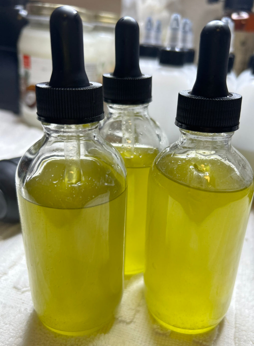 Hair Growth Oil 8.0 Edges , Bald Spots, Dry Scalp, Damaged Hair